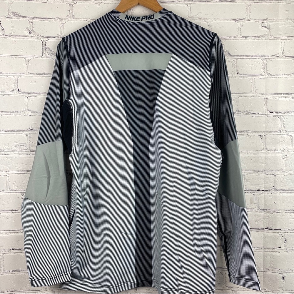Nike pro dry fit fitted long sleeve shirt size L - Picture 3 of 6